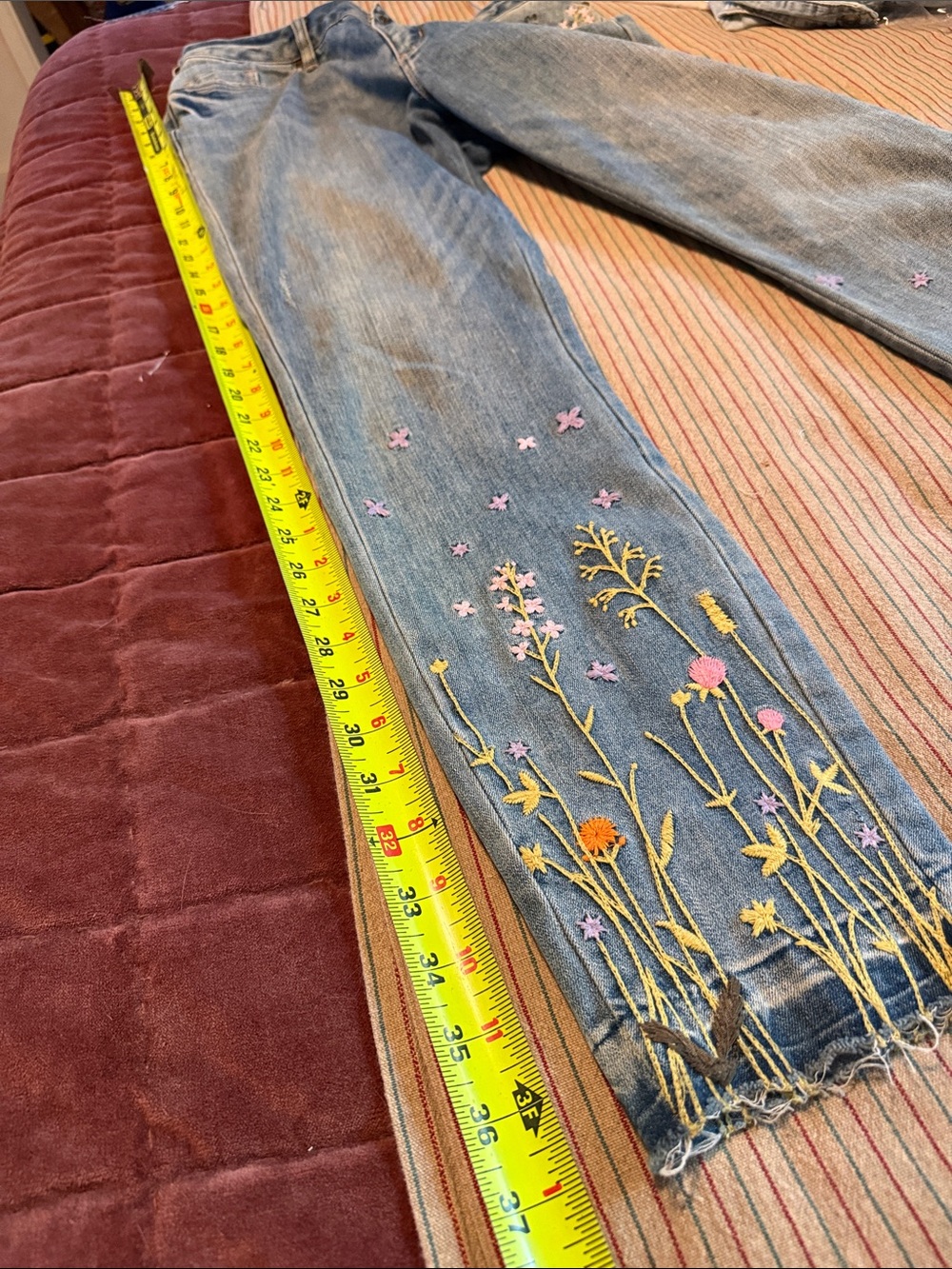 SUNDANCE Embroidered Floral Women's Jeans - Picture 8 of 8
